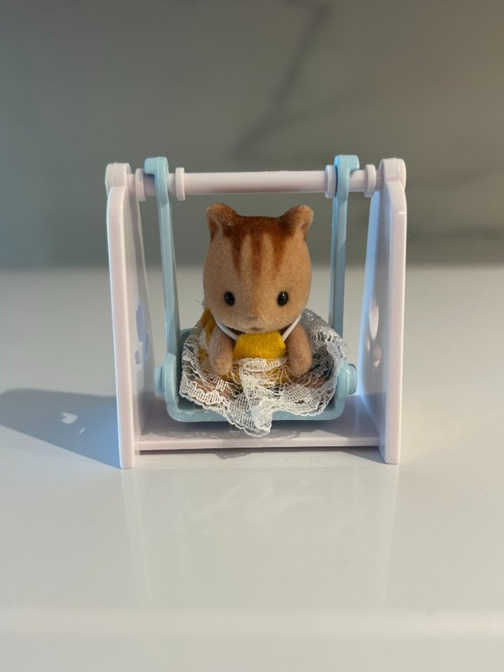 Calico Critters - Baby Carry Case Squirrel with Swing